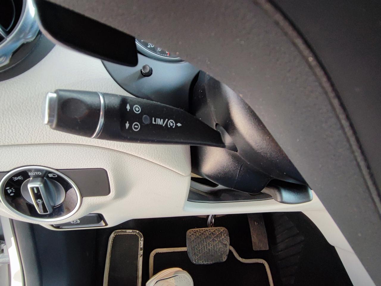 Mercedes-benz GLA 200 d Automatic 4Matic Premium