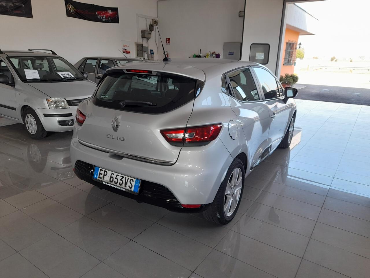 Renault Clio 1.2 75CV 5 porte Wave