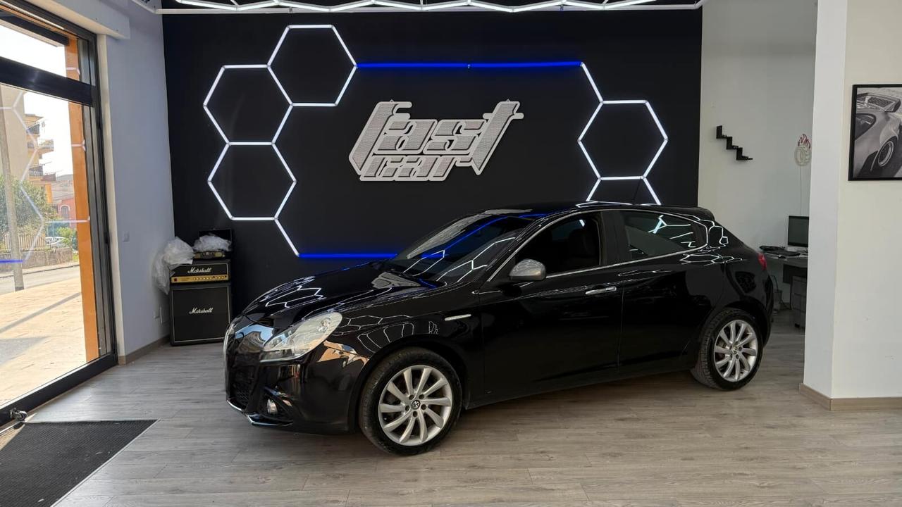 Alfa Romeo Giulietta 1.6 JTDm-2 105 CV Exclusive