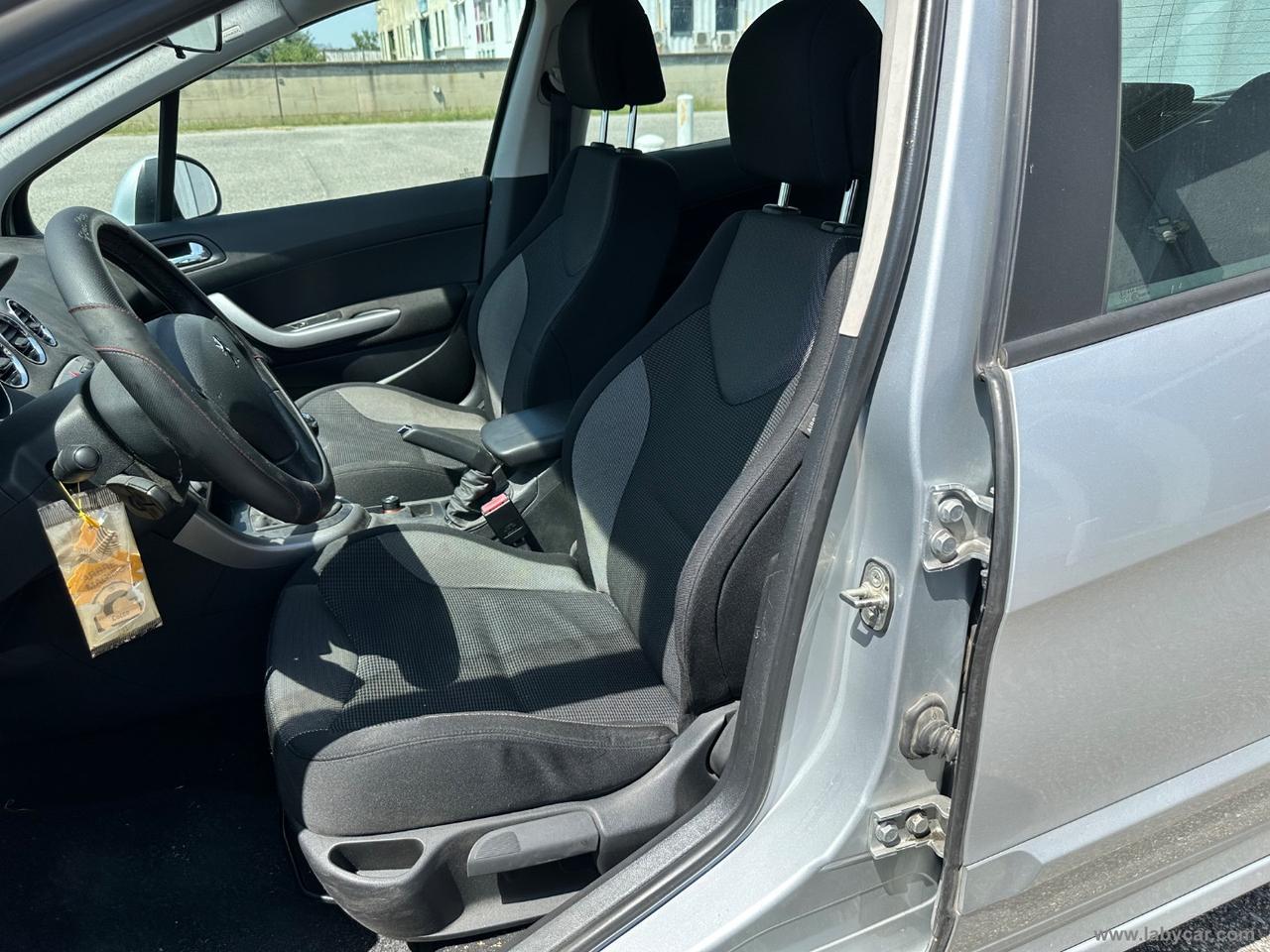 PEUGEOT 308 1.6 HDi 110 CV 5p.