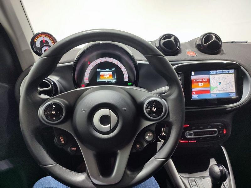 smart fortwo EQ Passion