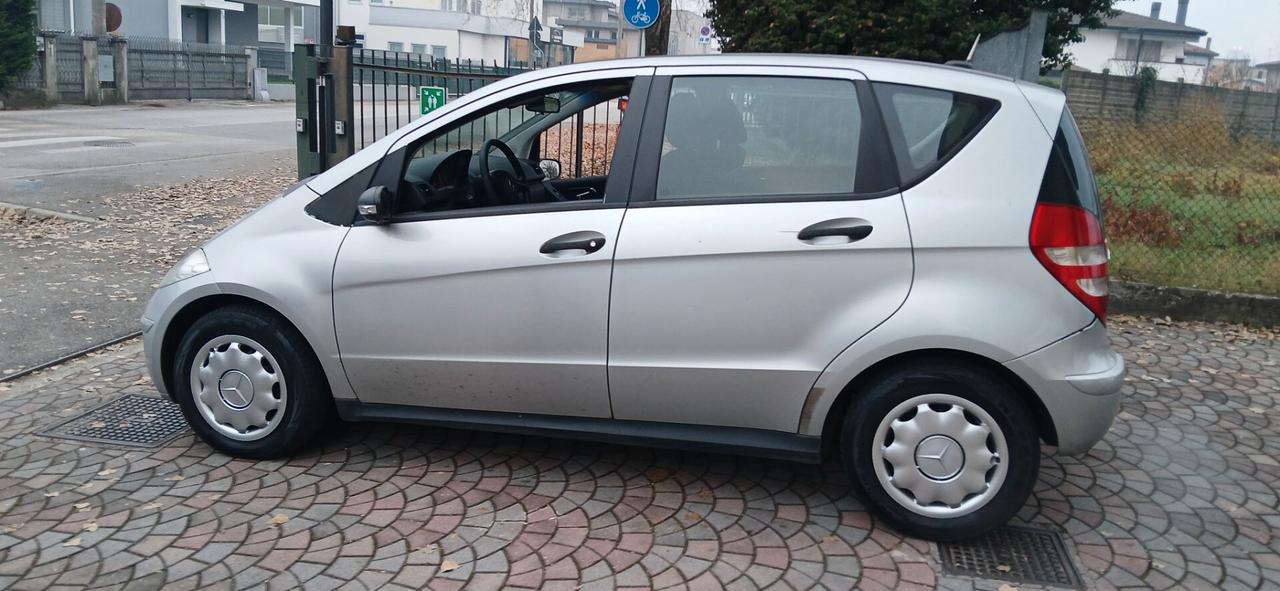 Mercedes-benz A 180 CDI neopatentati