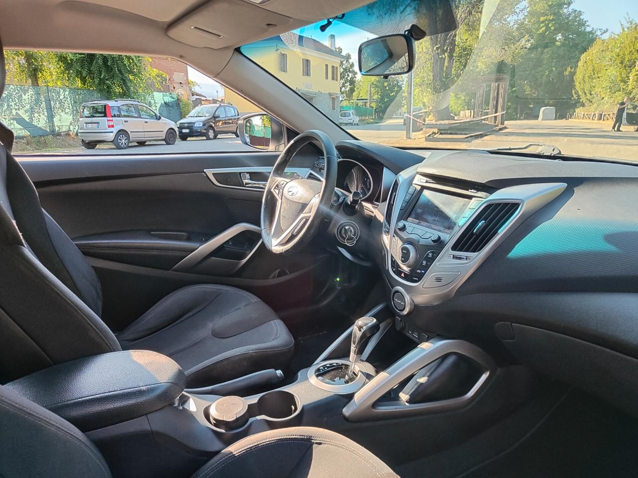 Hyundai Veloster 1.6 benzina automatica