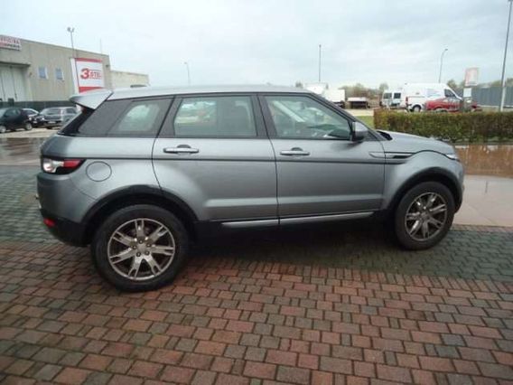 Land Rover Range Rover Evoque 2.2 TD4 5p. Pure
