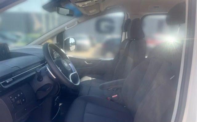 HYUNDAI Staria 1.6 HEV AT 2WD 9 posti + IVA