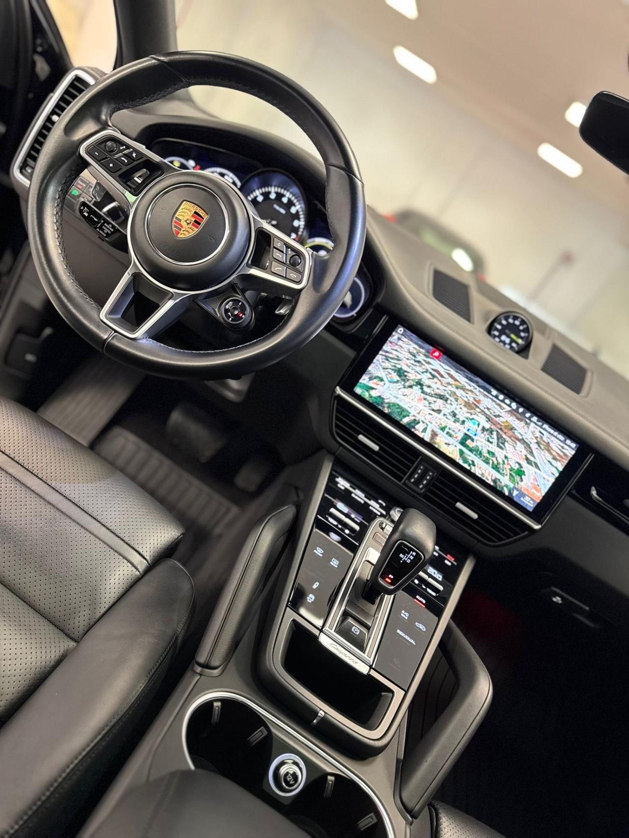 Porsche Cayenne Coupé 3.0 V6 E-Hybrid