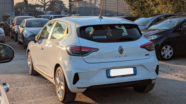 RENAULT Clio FULL HYBRID 1.6cc 145cv E-TECH EVOLUTION