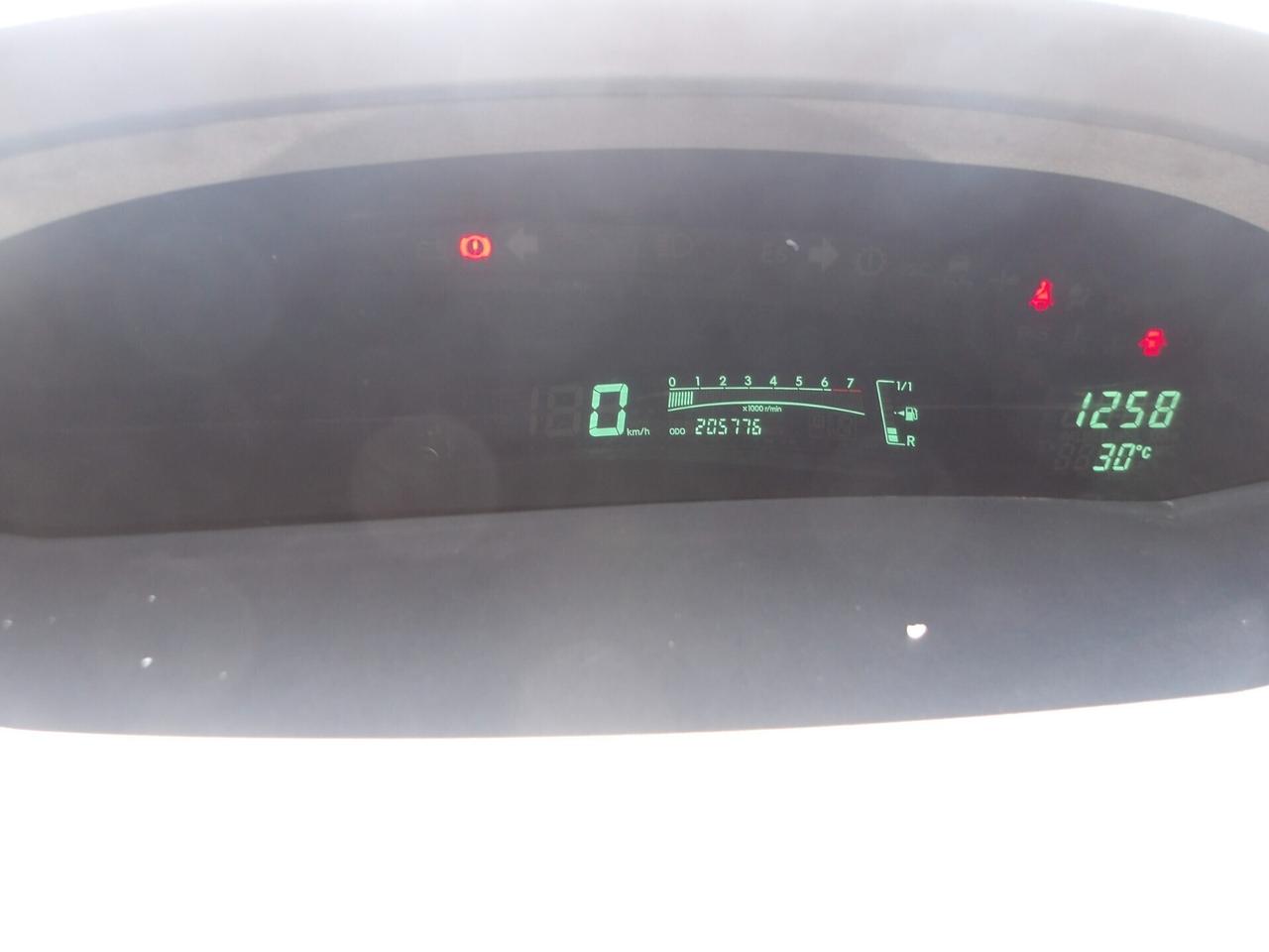 TOYOTA YARIS 1.0 BENZ-2008