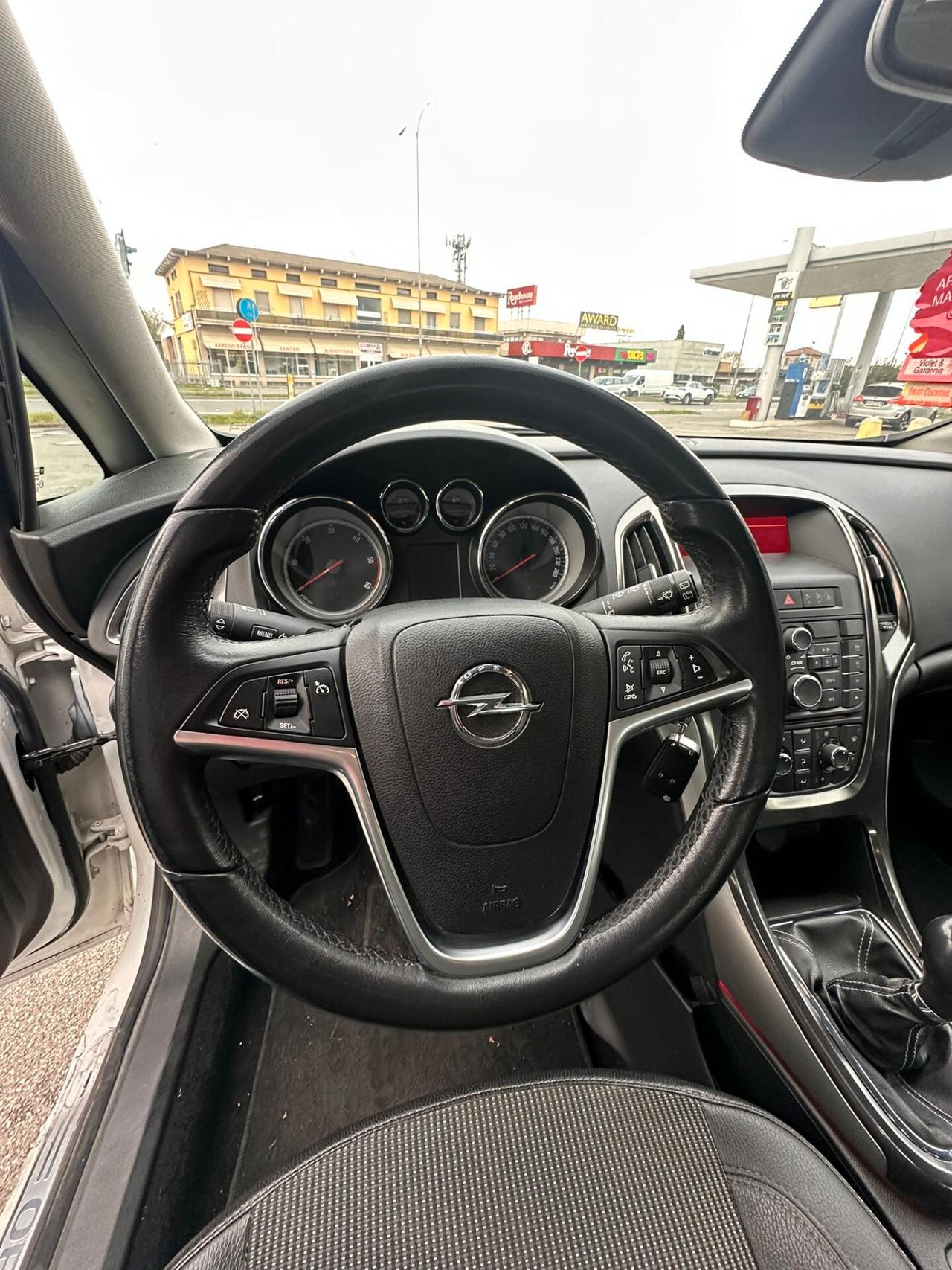 Opel Astra 1.7 CDTI 110CV 5 porte Cosmo