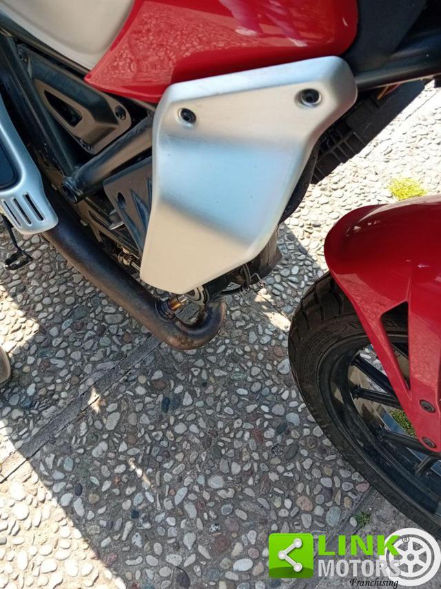 DUCATI Scrambler 800 ICON in ordine di meccanica e carrozzeria