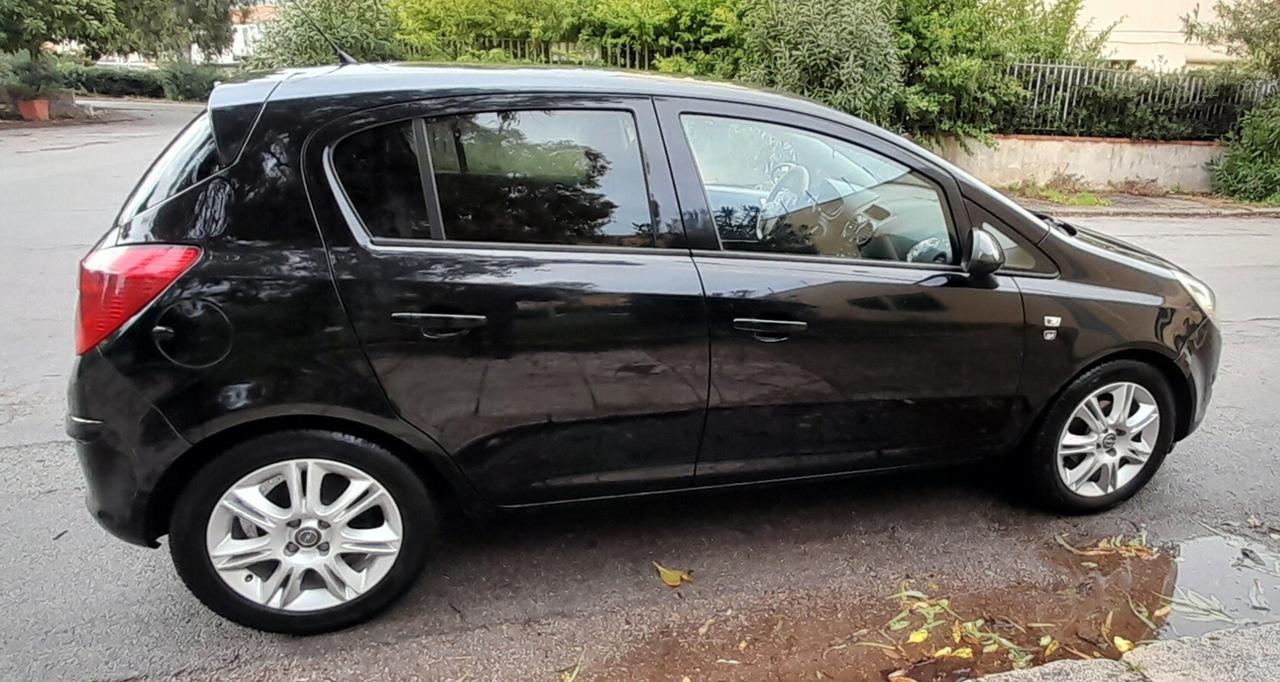 Opel Corsa 1.7 CDTI 130CV 5 porte Cosmo