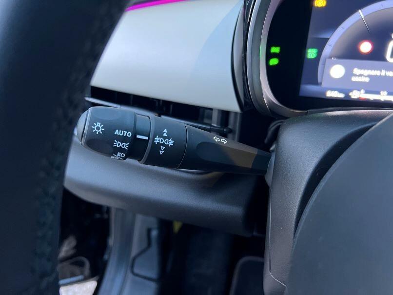 Fiat 600 Hybrid 110 CV DCT MHEV La Prima