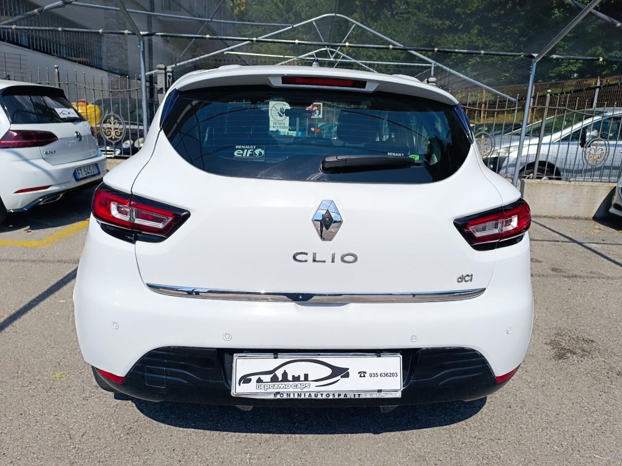 Renault Clio dCi 8V 90 CV EDC 5 porte Moschino Zen