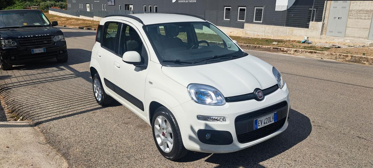 Fiat Panda 0.9 TwinAir Turbo Natural Power Lounge