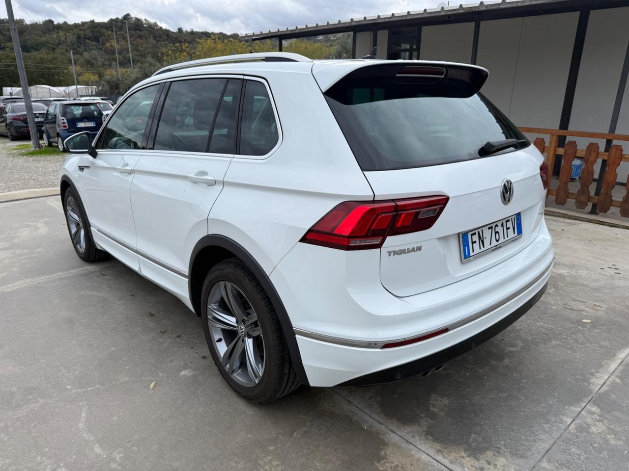 Volkswagen Tiguan 1.6 TDI 116cv R LINE