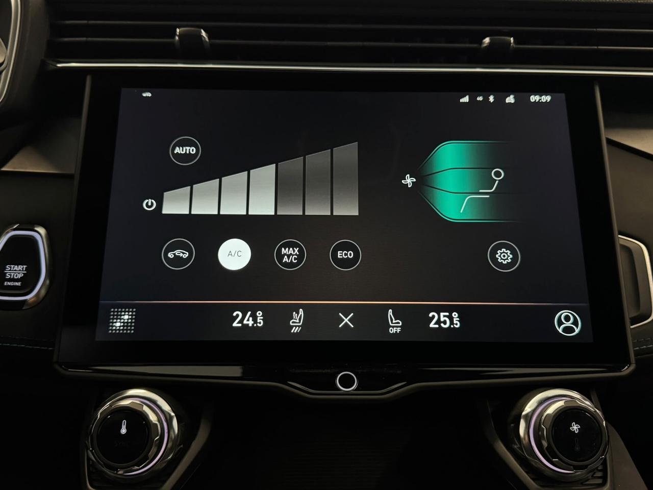 Lynk&co 01 PHEV