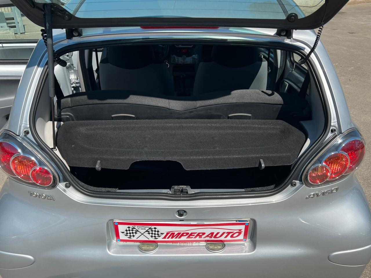 Toyota Aygo 1.0 12V VVT-i 5 porte Now