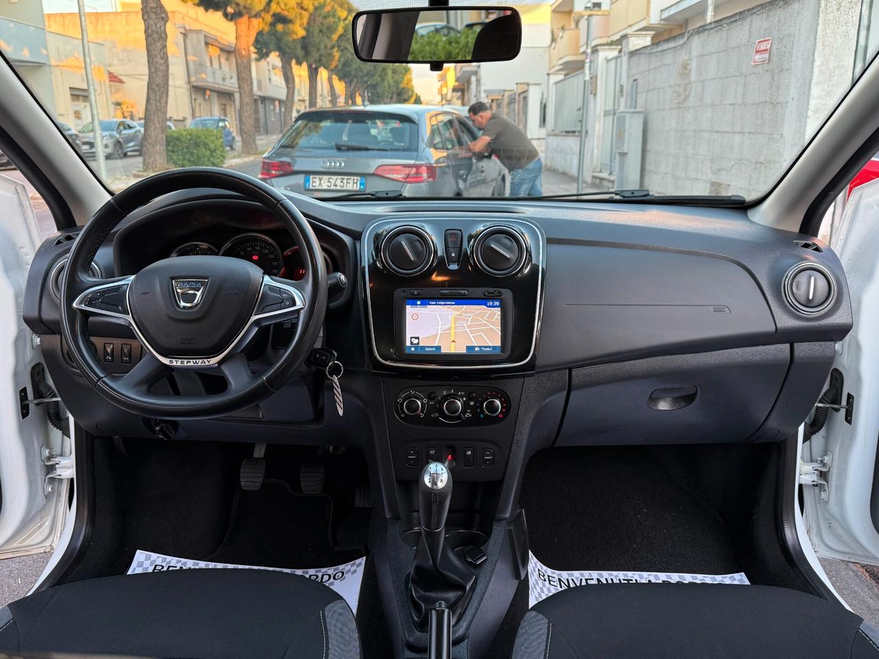 Dacia Sandero 0.9 TCe 90CV NAVI CAMERA LED - 2018