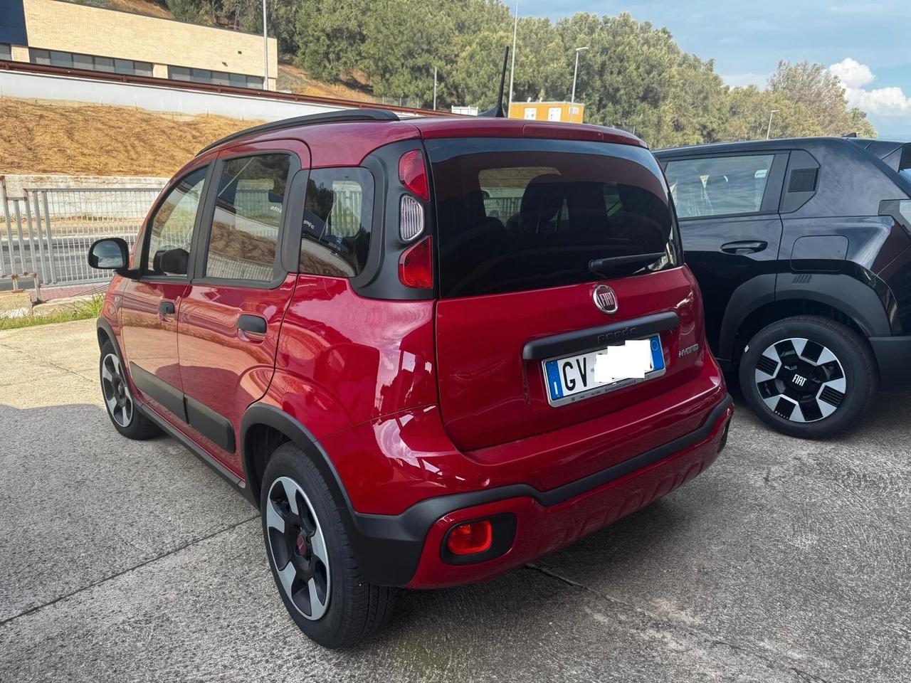 Fiat Panda 1.0 Hybrid 70CV CROSS - 2024 Km 27.000 Certificati