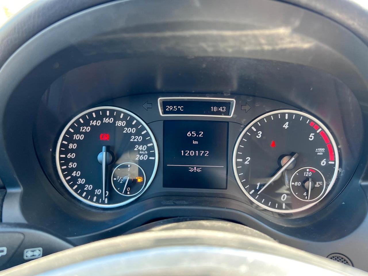 Mercedes-benz A 180 CDI BlueEFFICIENCY Premium