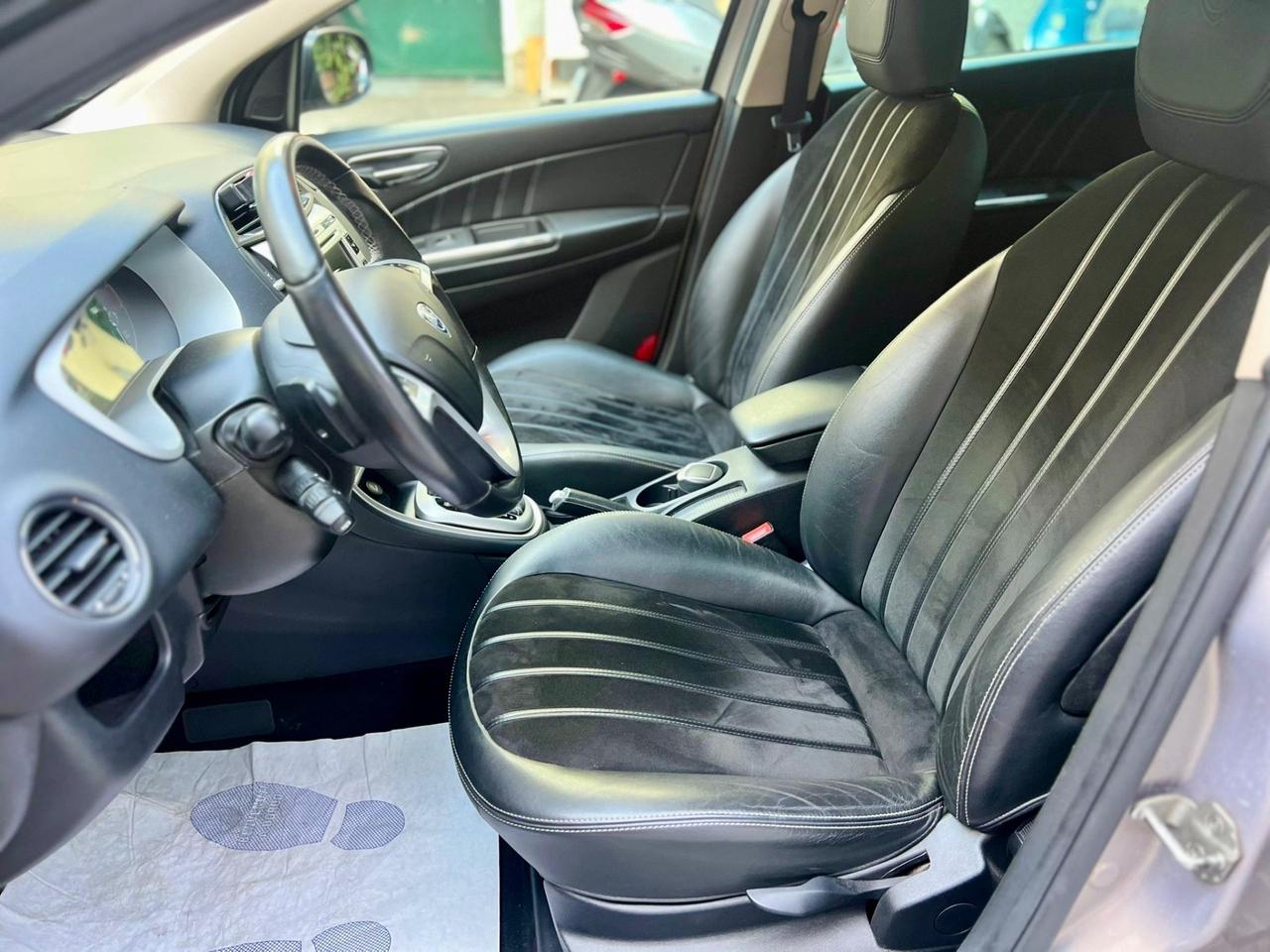 Lancia Delta 1.8 Di T-Jet Sportronic Platino GPL