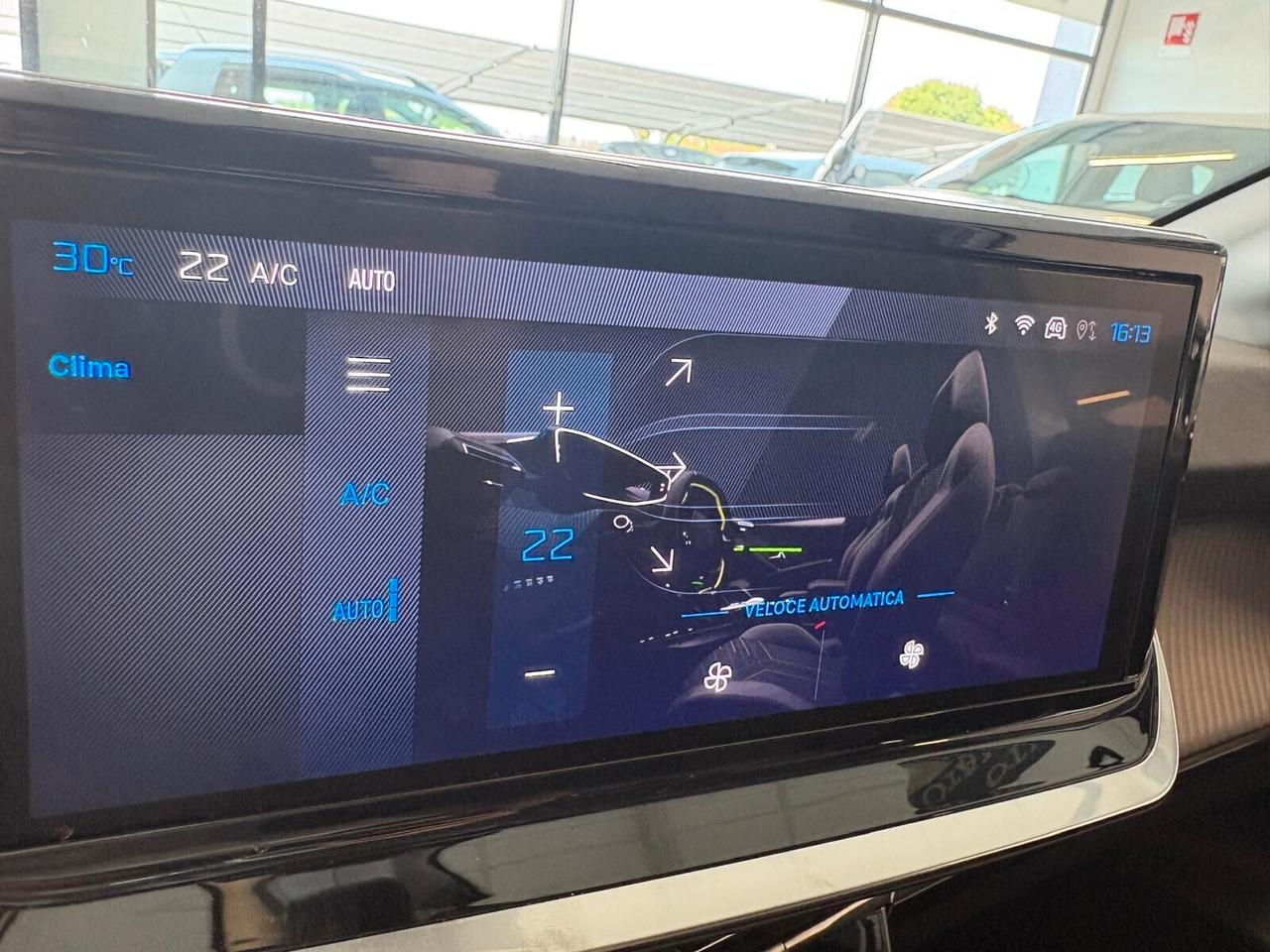 Peugeot 208 ALLURE Hybrid 110 e-DCS6 SPOTICAR