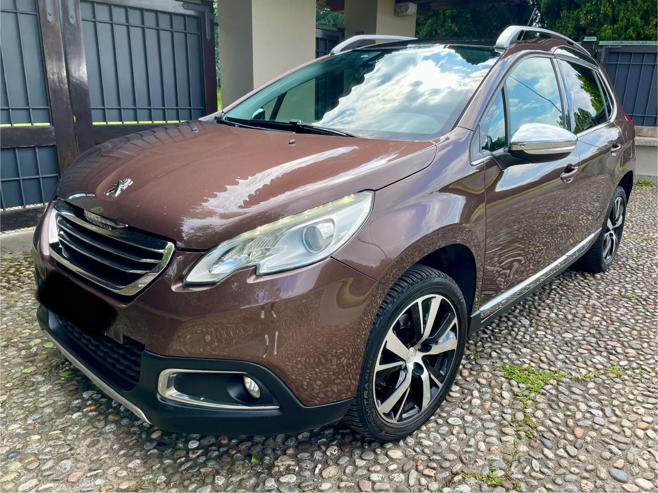 Peugeot 2008 1.6 e-HDi 115 CV *FULL OPTIONAL*