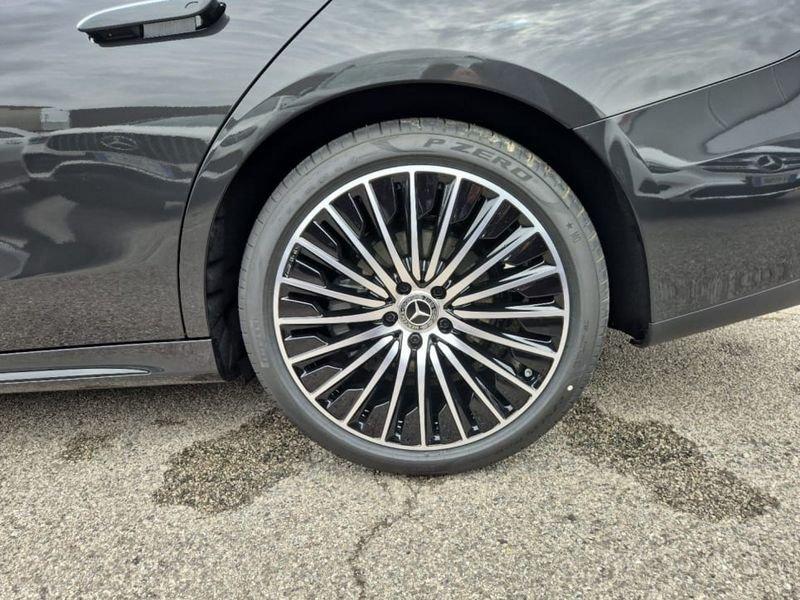 Mercedes-Benz Classe E 220d Berlina AMG Line Premium