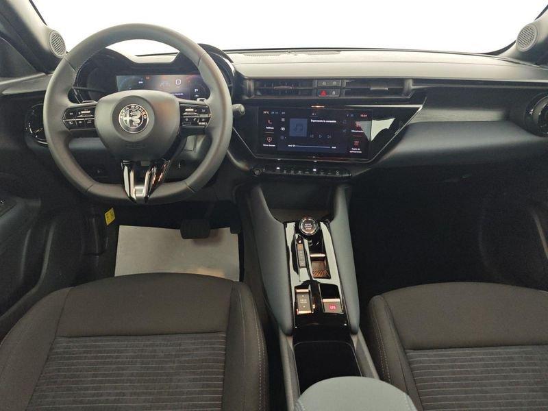 Alfa Romeo Junior 1.2 145 CV Hybrid eDCT6