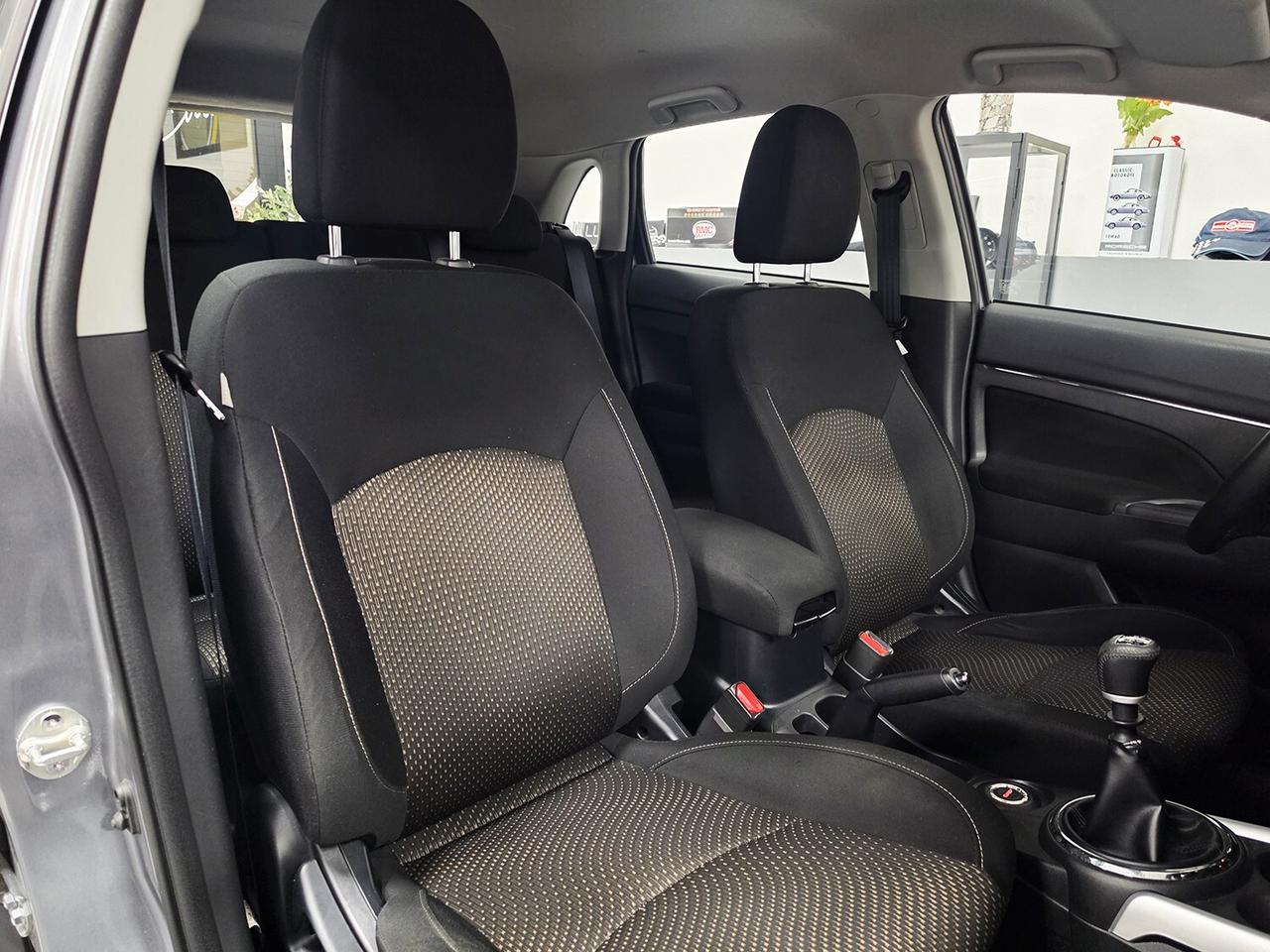 Mitsubishi ASX I 1.8 Invite 4wd FL 150CV UNICO PROPRIETARIO _ GARANZIA 12 MESI _ SERVICE BOOK _ SOLO 65 MILA CHILOMETRI CERTIFICATI