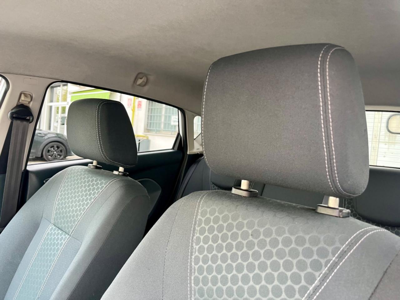 Ford Fiesta 1.2benz 2009 113.000km perfetta per neopatentati