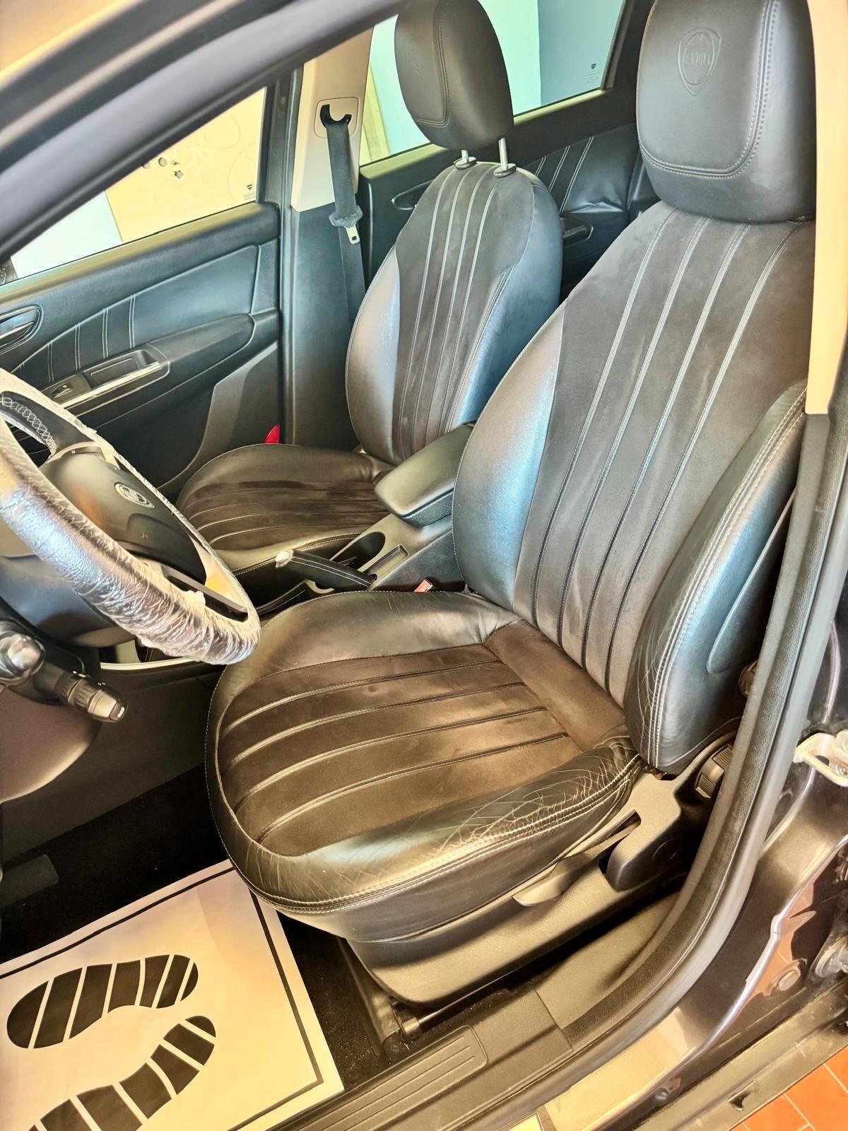 Lancia Delta 1.6 MJT DPF Platino