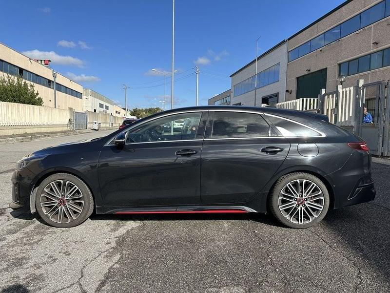 Kia ProCeed 1.6 T-GDI GT DCT 204cv