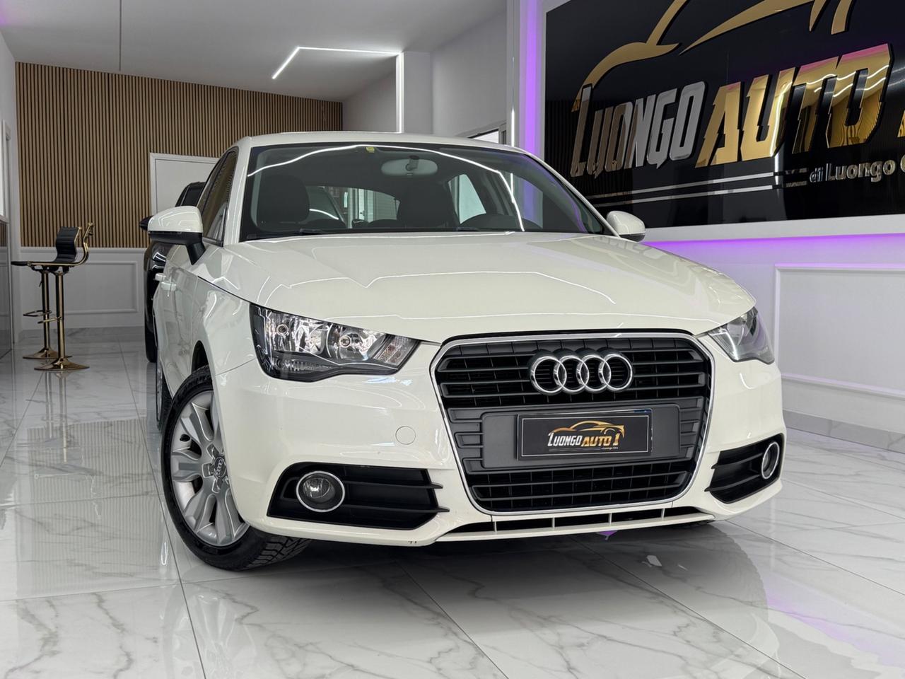 Audi A1 1.2 TFSI Admired Full Optional