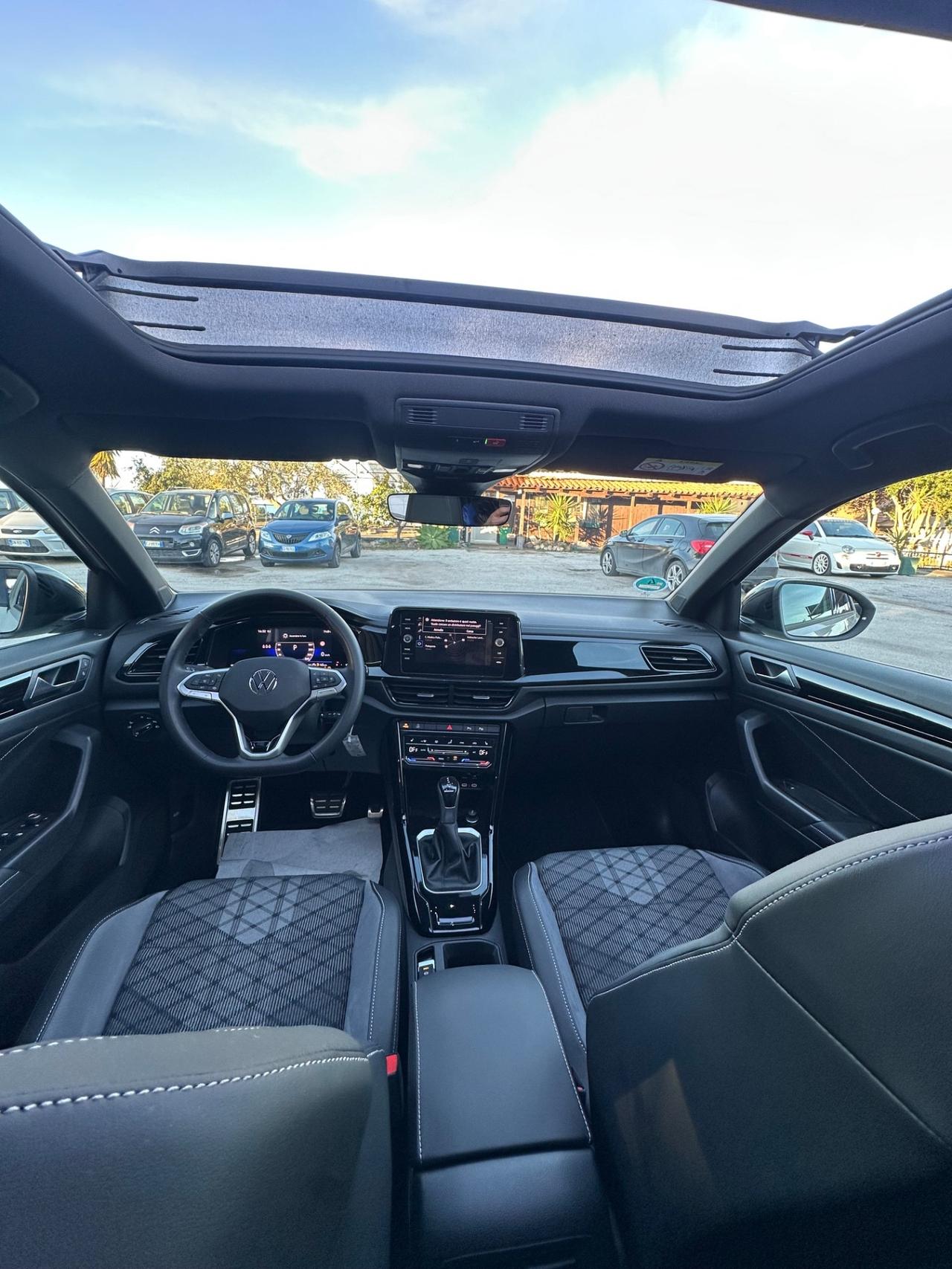 Volkswagen T-Roc 2.0 TDI SCR R-Line SOLO 16.000 KM