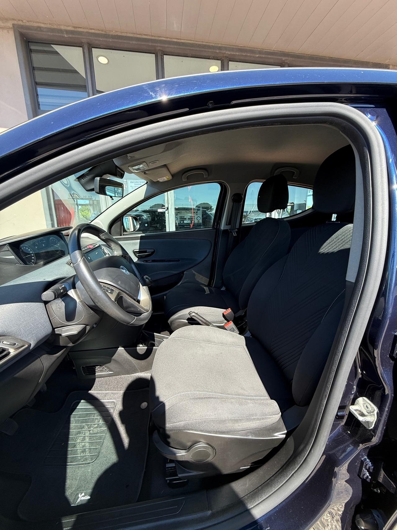 Lancia Ypsilon 1.0 FireFly S&S Hybrid Ecochic my21" IVA ESP.