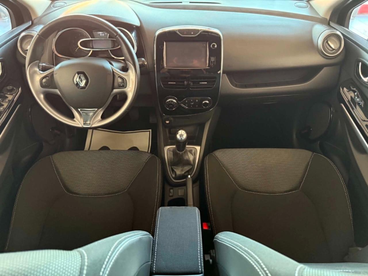 Renault Clio Sporter 1.5 dCi 8V 75CV Costume National