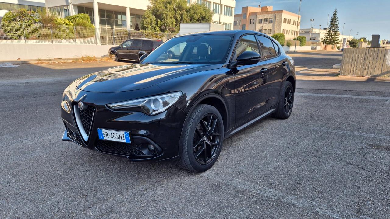 Alfa Romeo Stelvio 2.2 Turbodiesel 210 CV AT8 Q4 Super