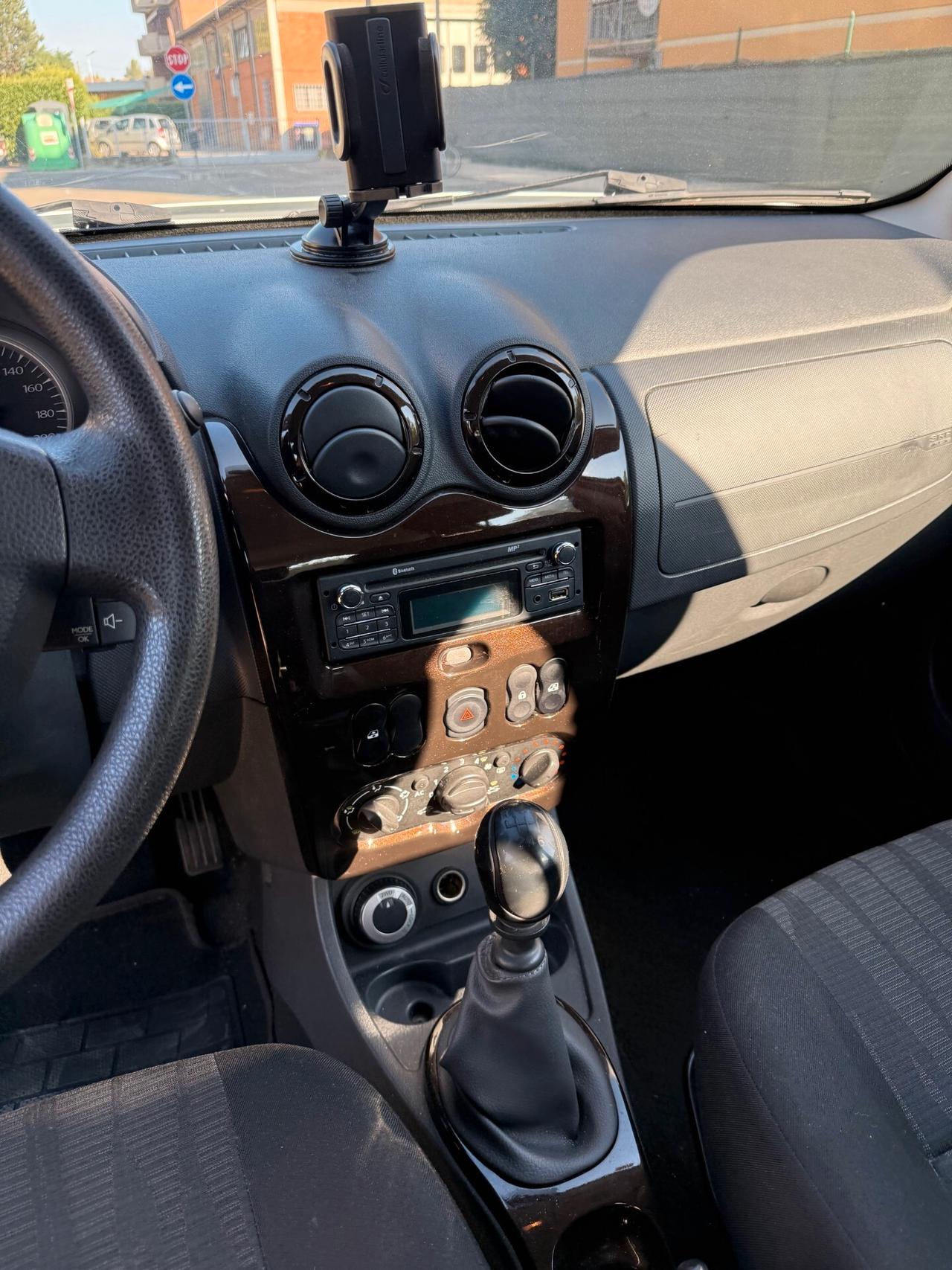 Dacia Duster 1.5 dci 4x4 - 12 MESI DI GARANZIA -