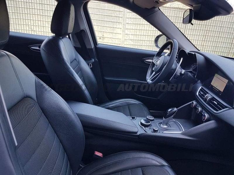 Alfa Romeo Giulia Giulia 2.2 t Super 180cv auto