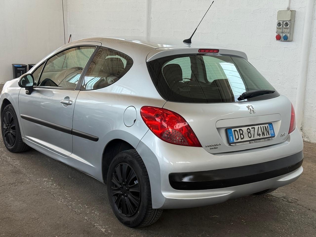 Peugeot 207 1.4 88CV 3p. XS