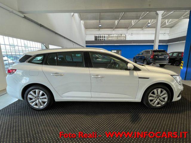 RENAULT Megane Sporter Blue dCi 115 CV Business AUTOCARRO N1