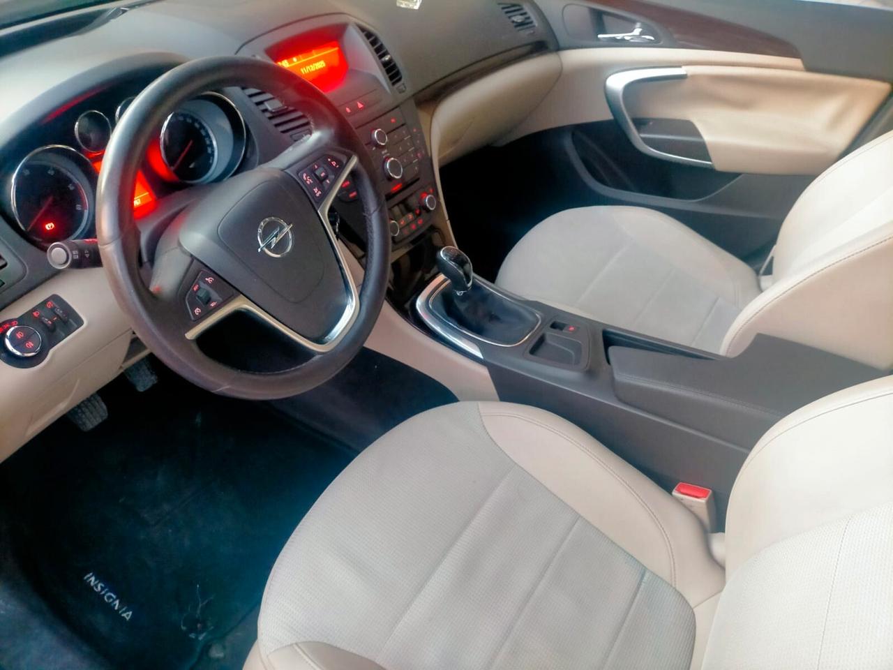 Opel Insignia 2.0 CDTI Sports Tourer Cosmo