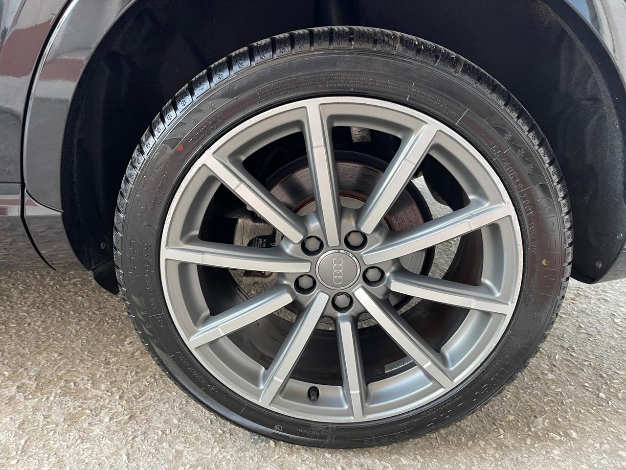 Audi Q3 2.0 TDI 184 CV quattro S tronic Business S -LiNe