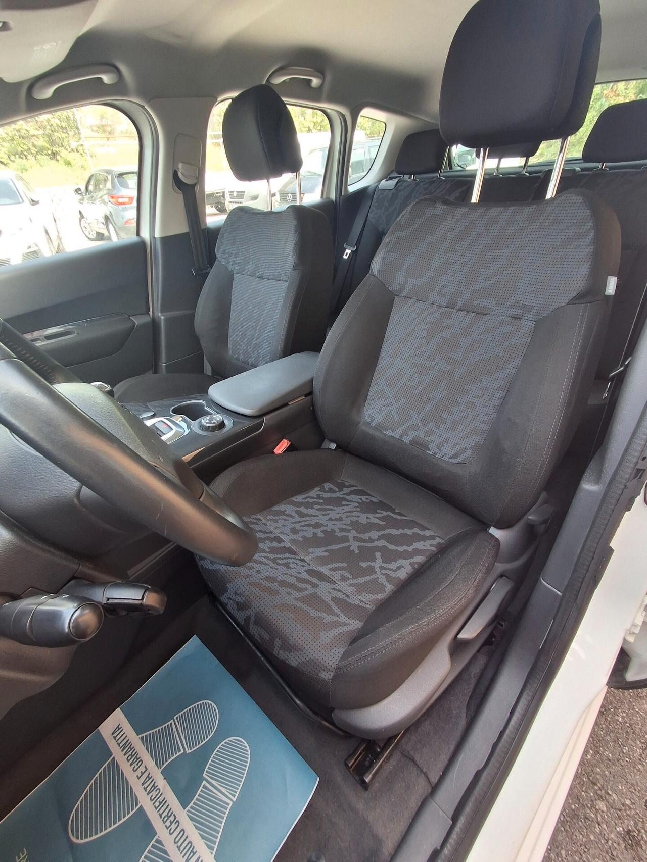 Peugeot 3008 1.6 HDi 112CV Tecno