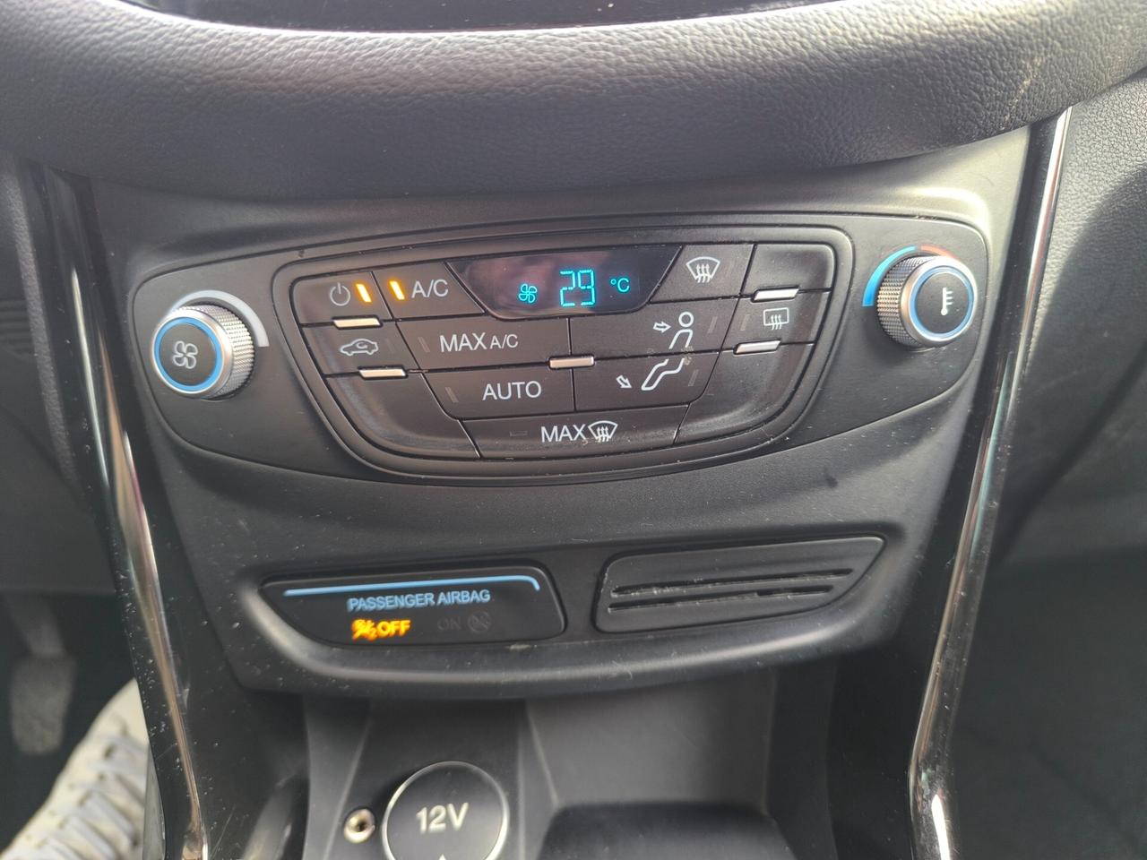 Ford B-Max 1.5 TDCi 75 CV Titanium