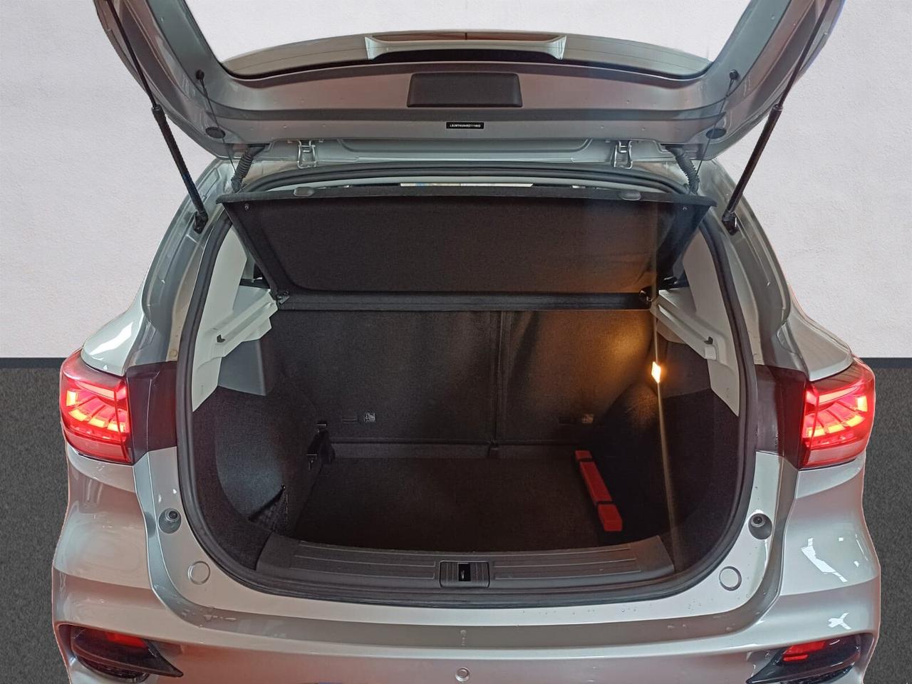 Mg ZS 1.5 VTi-tech Luxury | € 191,00 al mese