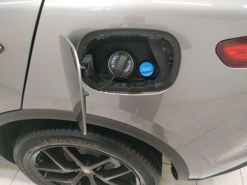 Alfa Romeo Stelvio 2.2 t Business Q4 190cv auto my19