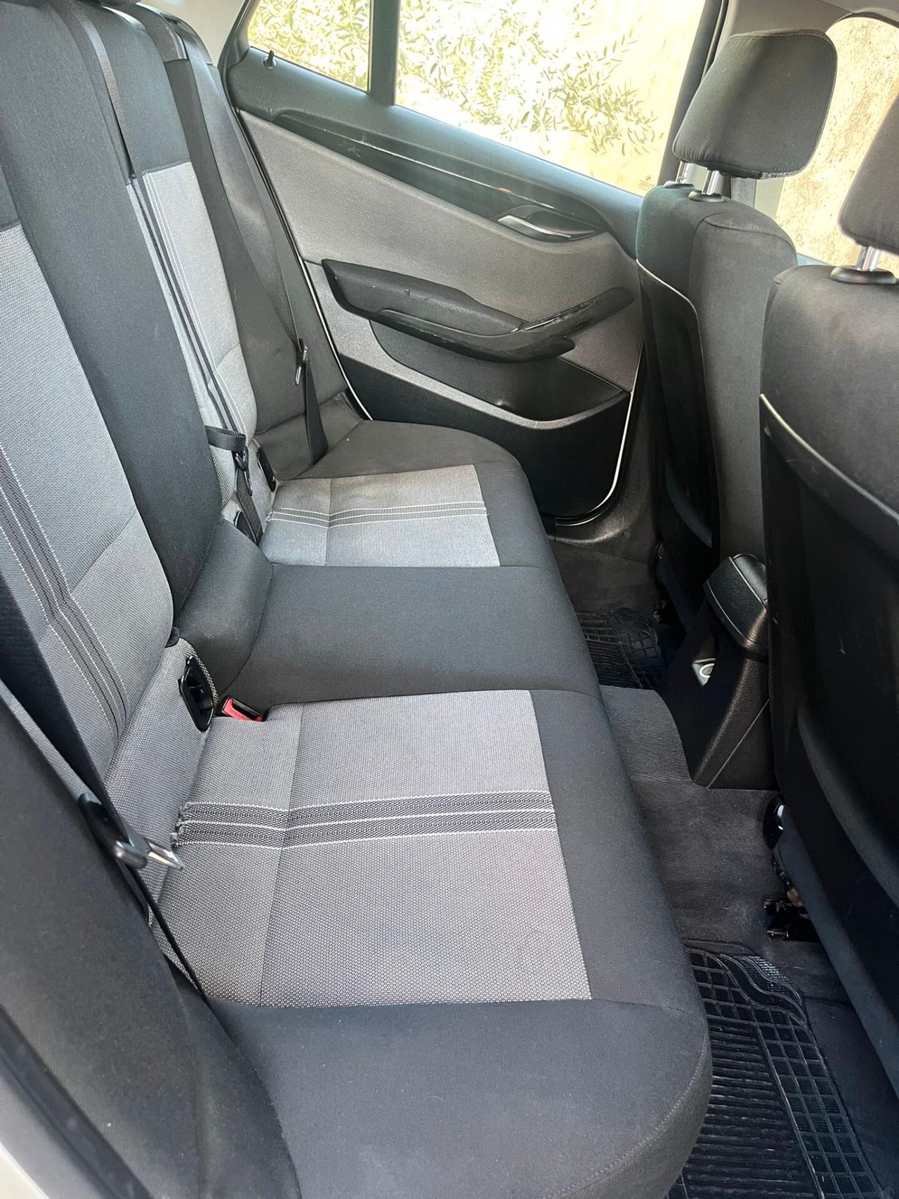 Bmw X1 sDrive20d motore nuovo