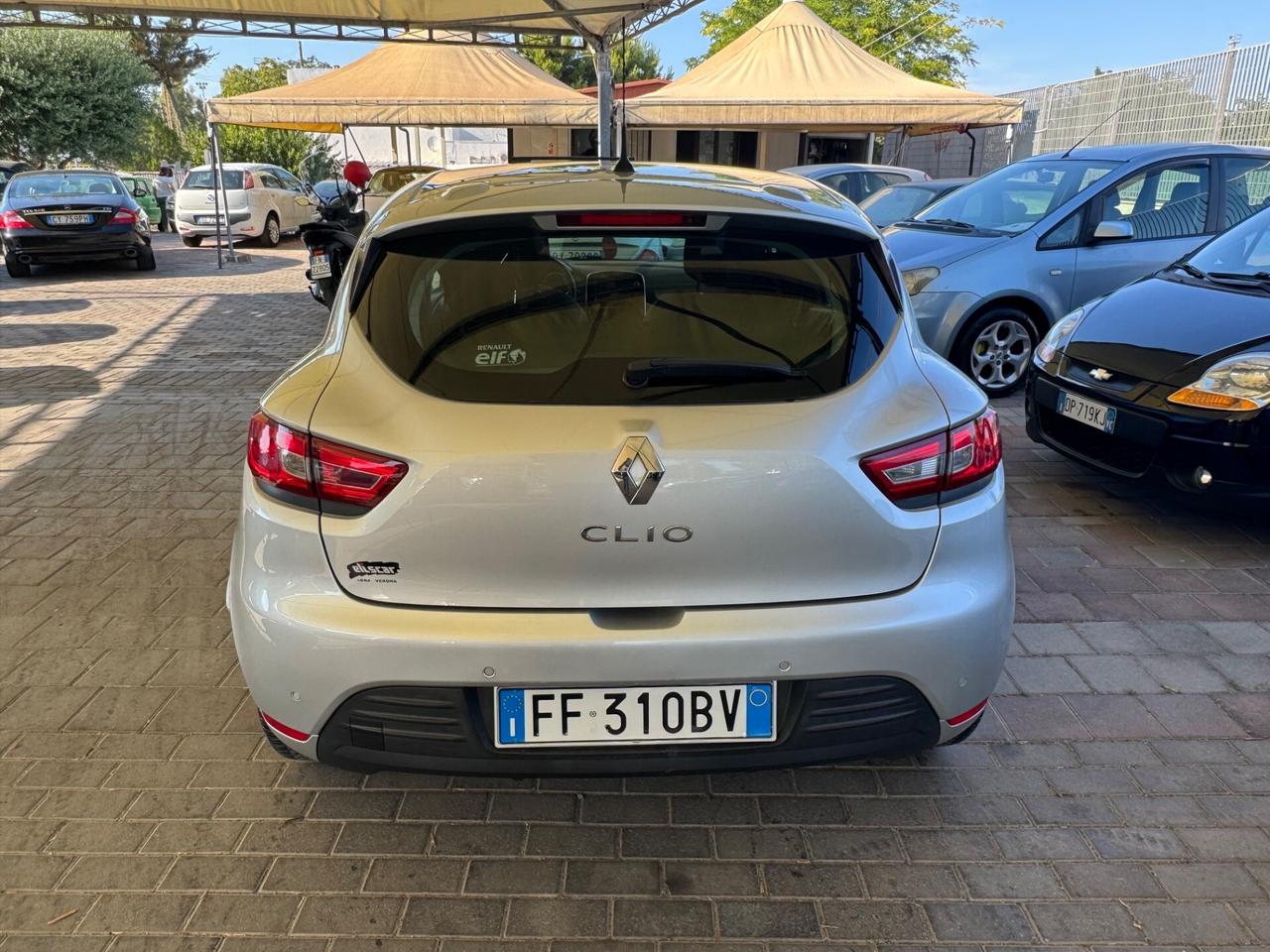 Renault Clio 1.2 75CV 5 porte Intens